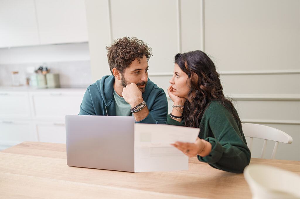 Couple discussing Will in New Zealand